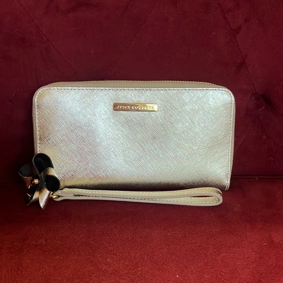 Juicy Couture Vintage Black Label zip around Wallet Gold LeatherLimited Edition - Picture 1 of 12